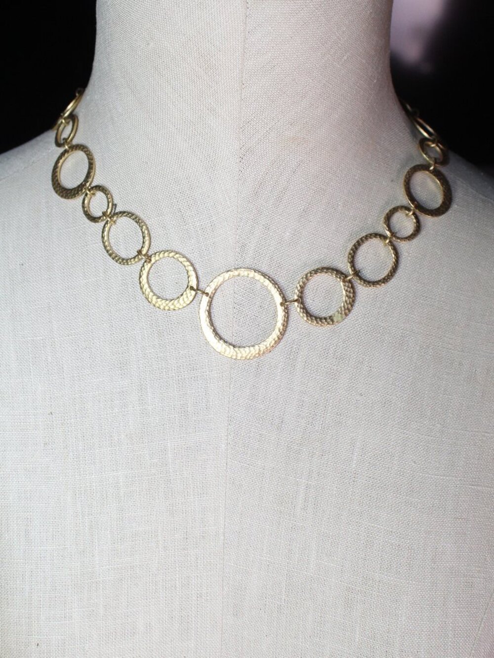 Premier Designs Gold Tone Hammered Circle 18" Necklace